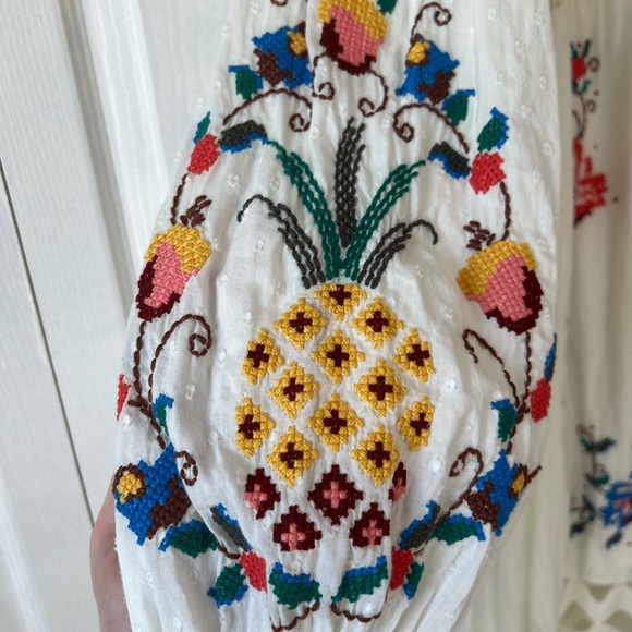 FARM Rio Macaw Cross Stitch Embroidered Maxi Dress - Picture 5 of 7